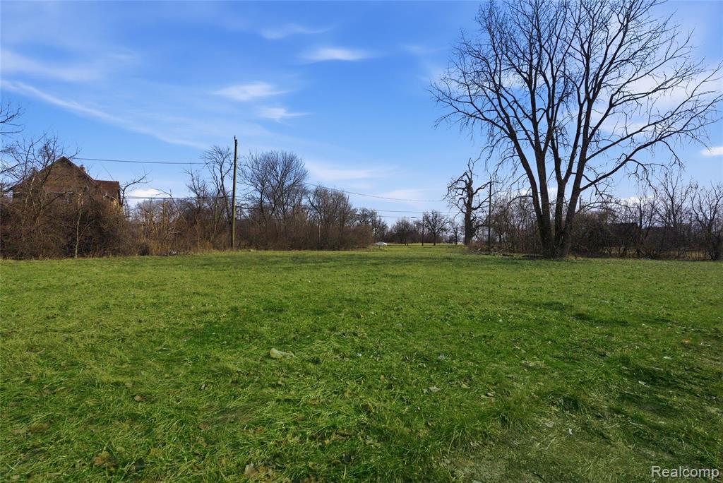 554 Concord Street Property Photo 2