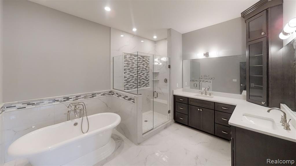 2515 Barberry Drive Property Photo 11