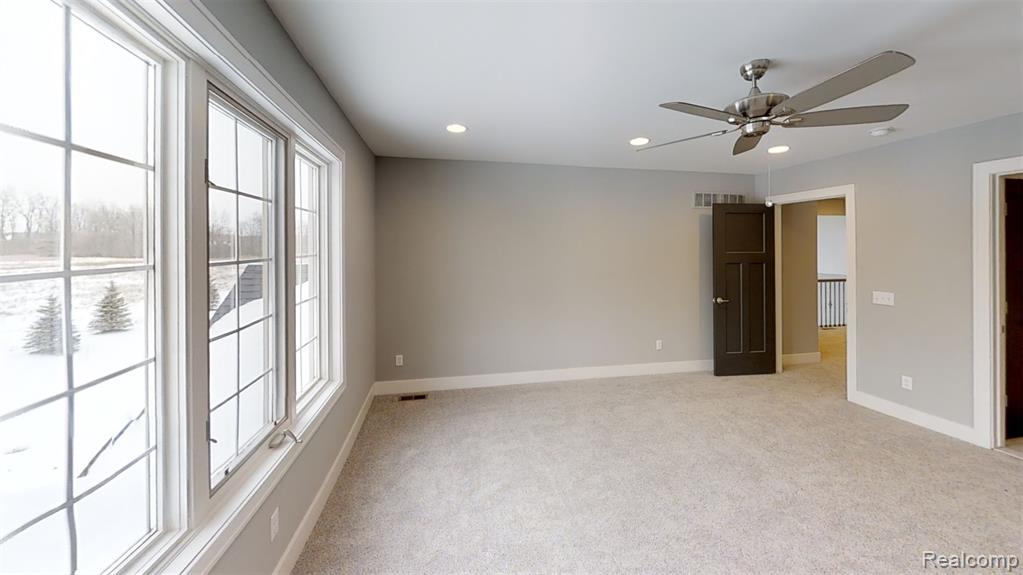 2515 Barberry Drive Property Photo 17