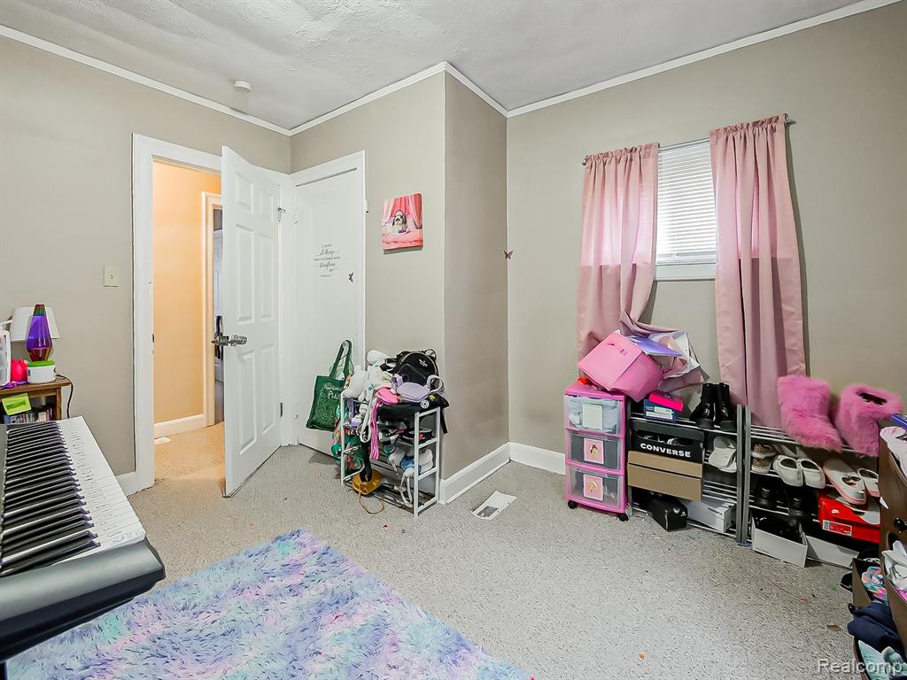 4826 Yorkshire Road Property Photo 11