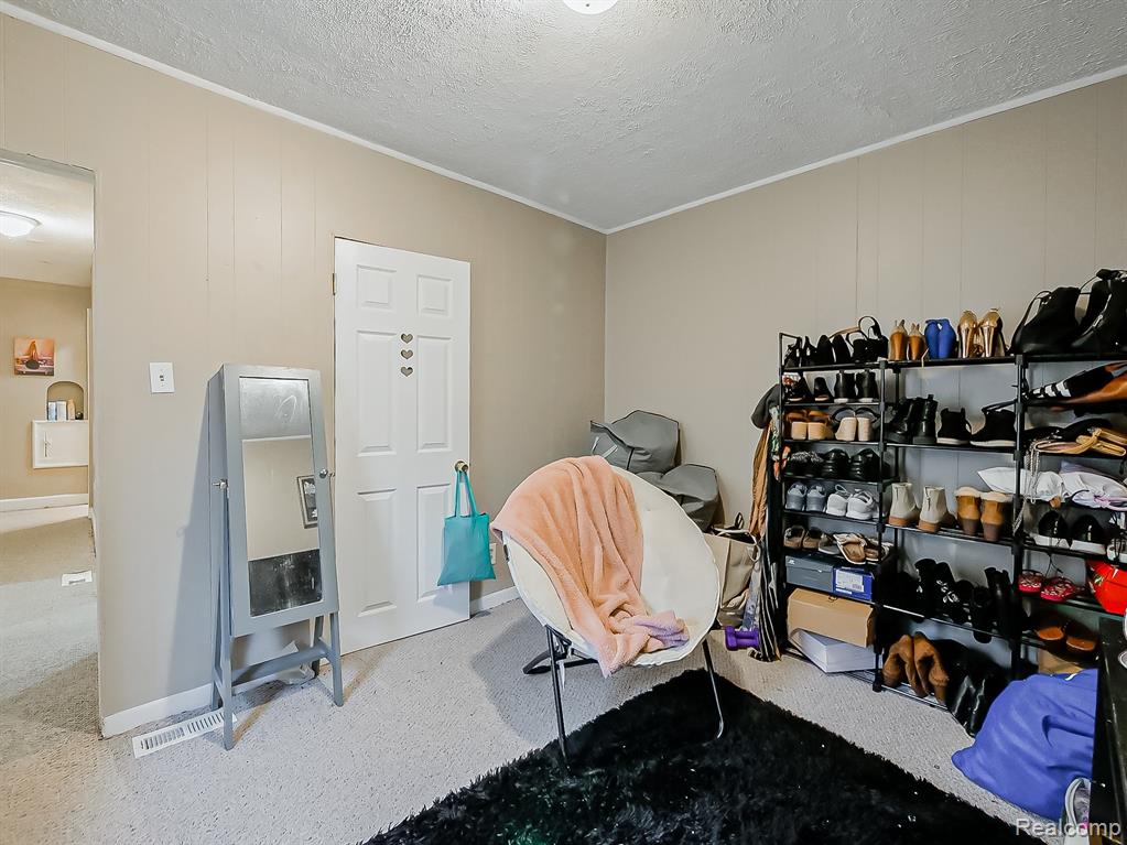 4826 Yorkshire Road Property Photo 15