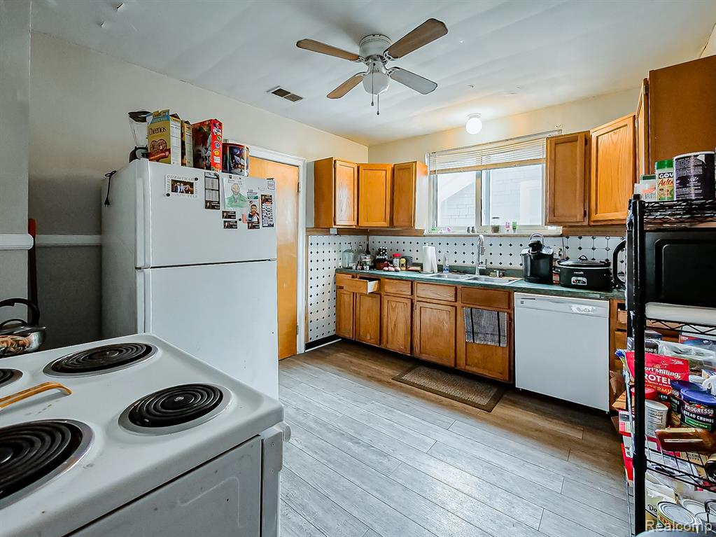 4826 Yorkshire Road Property Photo 20