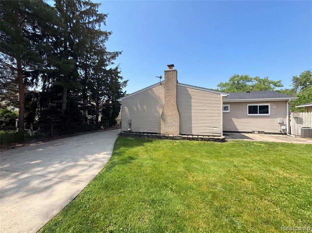42195 Fairview Drive Property Photo 18