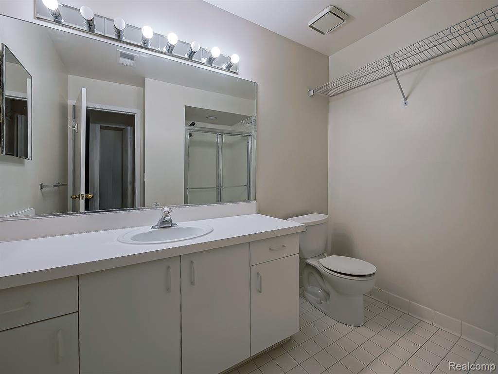 30414 Orchard Lake Road Property Photo 21