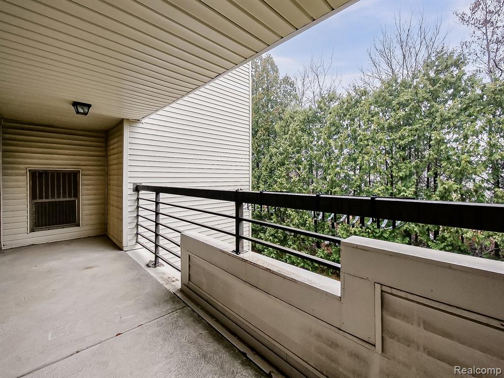30414 Orchard Lake Road Property Photo 27