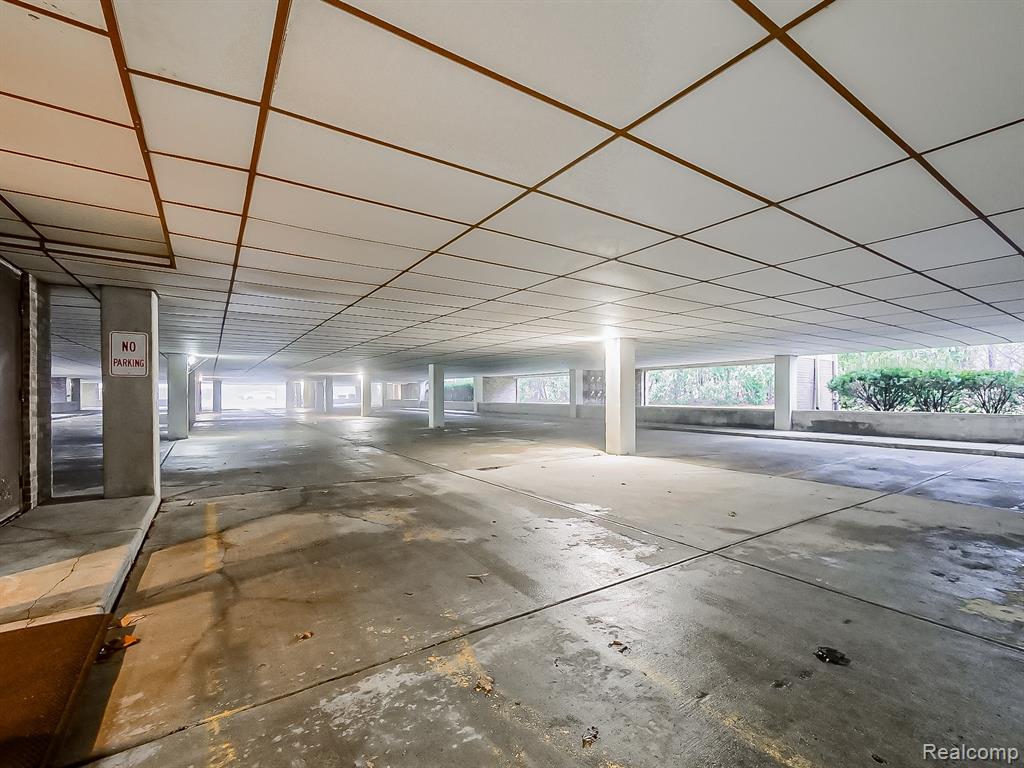 30414 Orchard Lake Road Property Photo 29