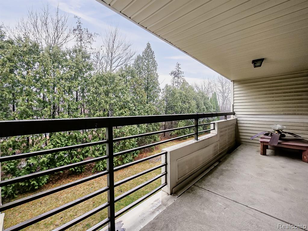 30414 Orchard Lake Road Property Photo 31