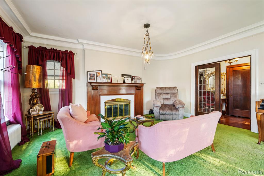 1135 Chicago Boulevard Property Photo 13
