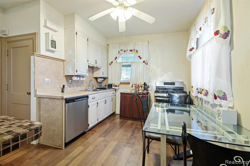 1135 Chicago Boulevard Property Photo 20