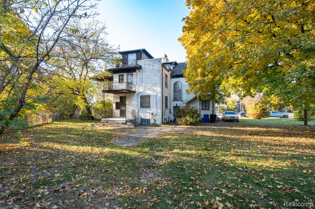 1135 Chicago Boulevard Property Photo 44