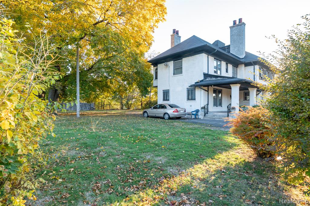 1135 Chicago Boulevard Property Photo 48