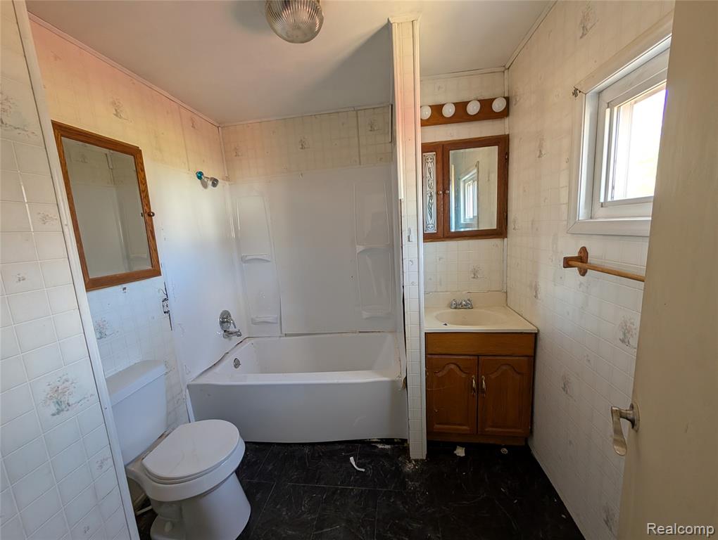 10611 W Saint Charles Road Property Photo 8
