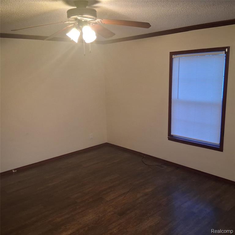 26019 3rd St, #119 Property Photo 8
