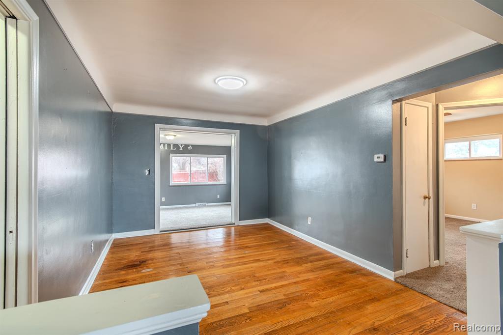 21135 Virginia Avenue Property Photo 6