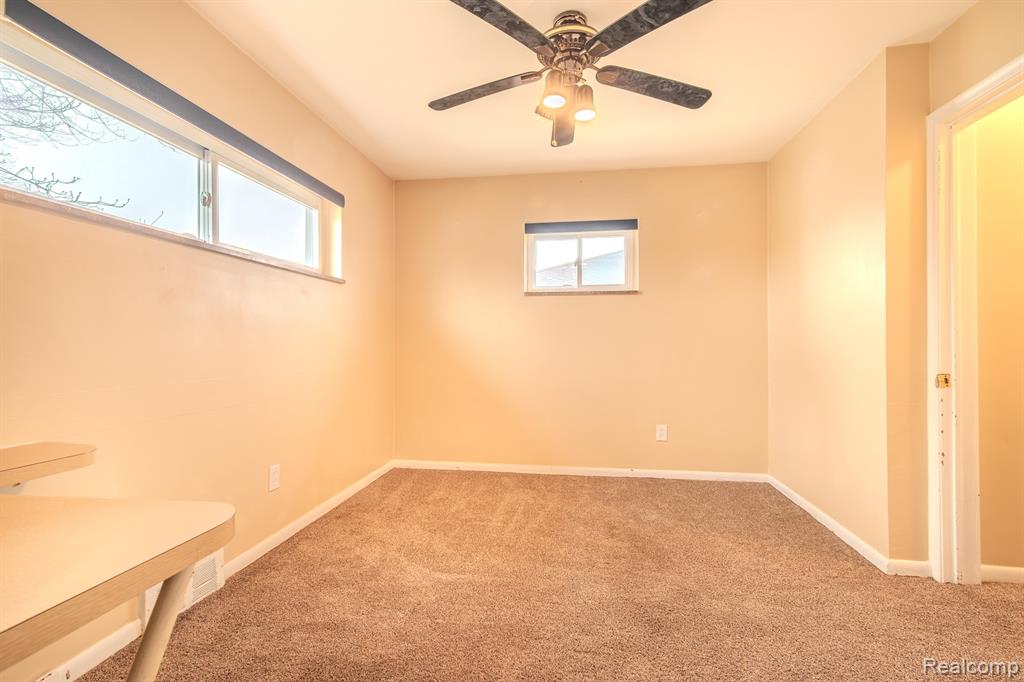 21135 Virginia Avenue Property Photo 17
