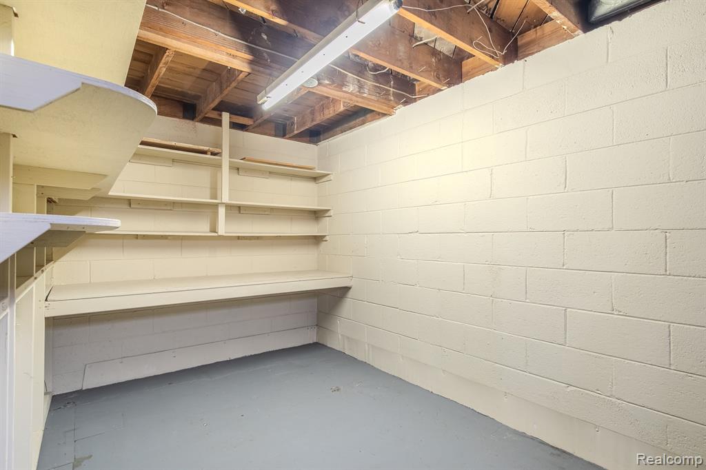 21135 Virginia Avenue Property Photo 22