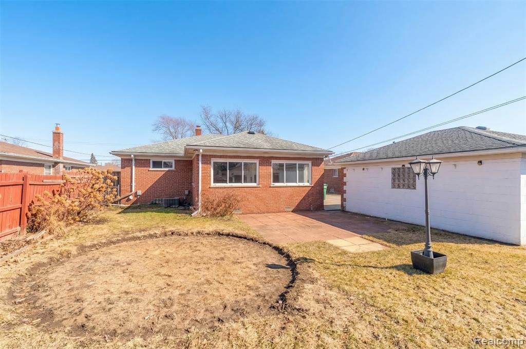 21135 Virginia Avenue Property Photo 32