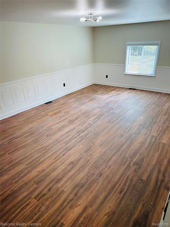 2851 Franklin Road Property Photo 18