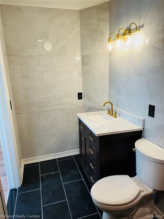 2851 Franklin Road Property Photo 23