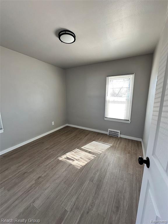 8200 Westwood Street Property Photo 15