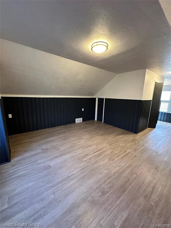 8200 Westwood Street Property Photo 20