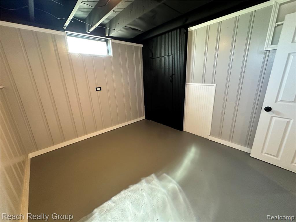8200 Westwood Street Property Photo 30