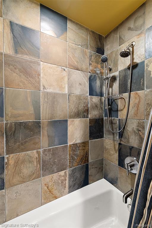 7357 Lindenmere Drive Property Photo 43