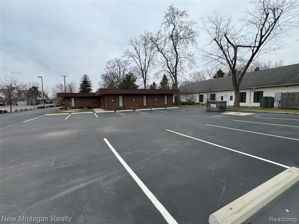 2710 Dixie Highway Property Photo 2