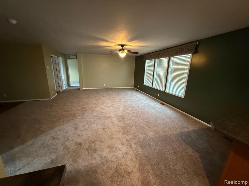 11033 Quail Run Court Property Photo 5