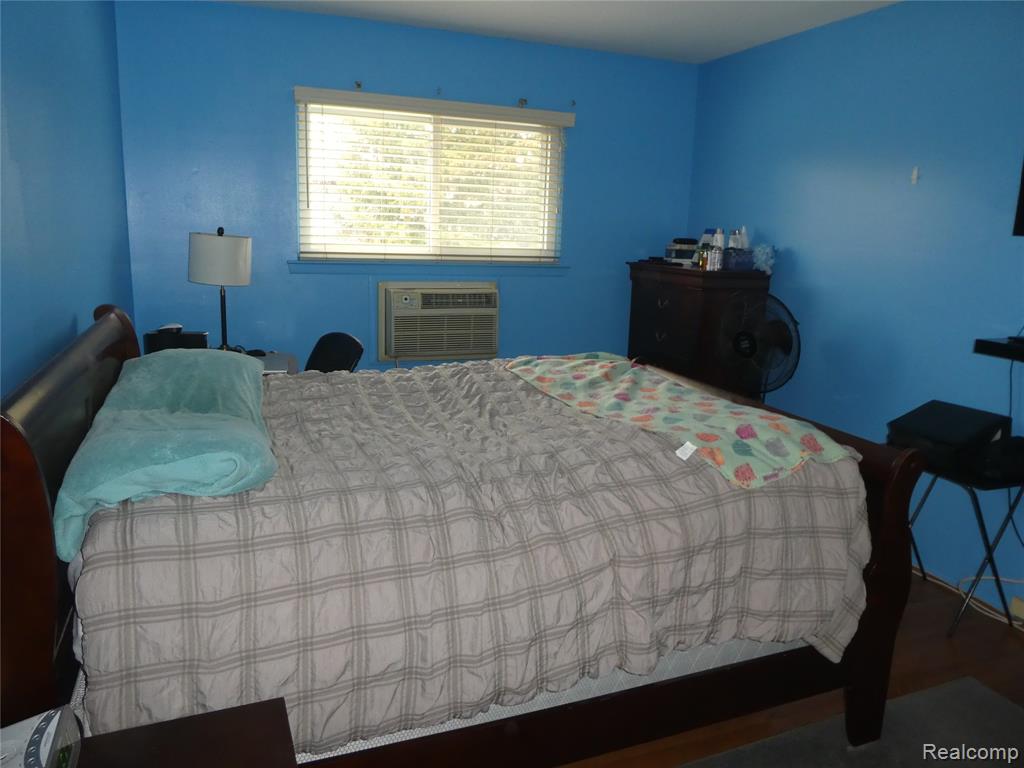 7482 Woodview Street Property Photo 16