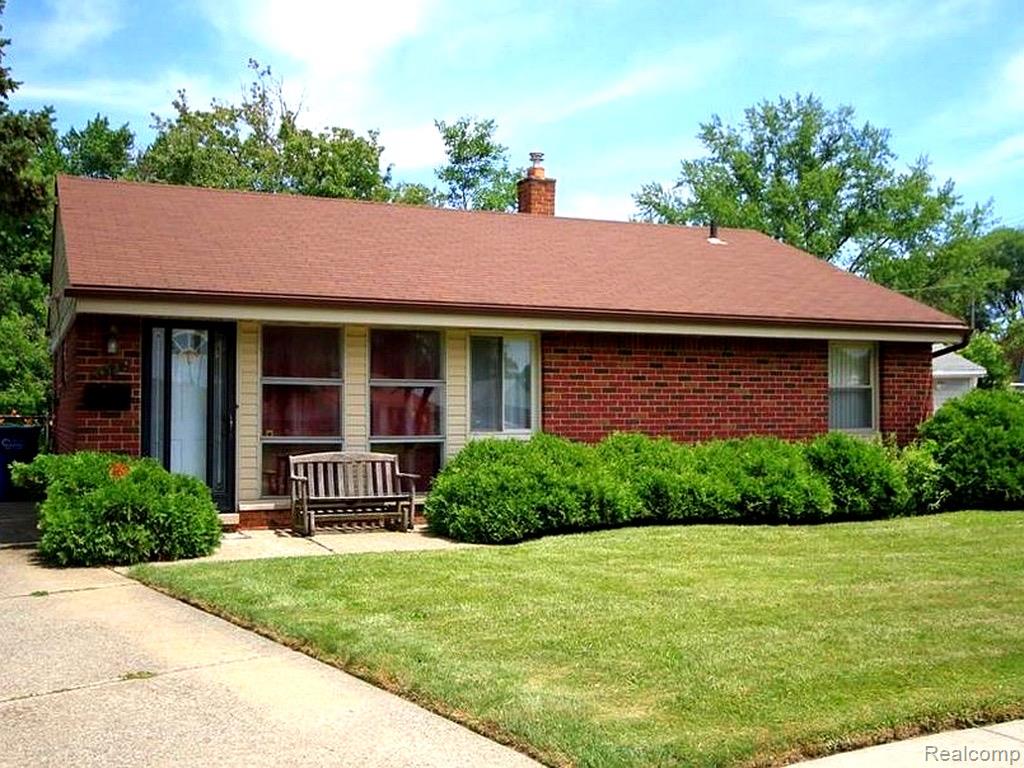 11322 Superior Avenue Property Photo 1