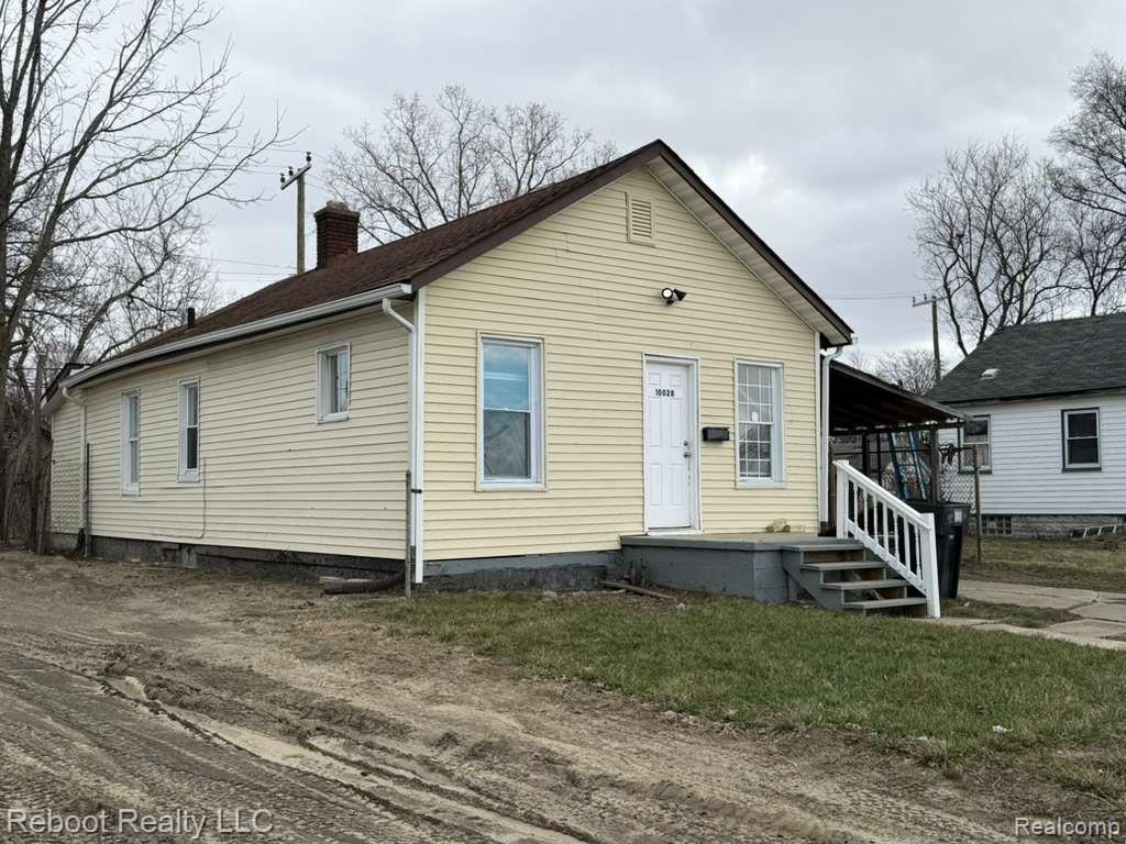 10028 Petoskey Avenue Property Photo 1