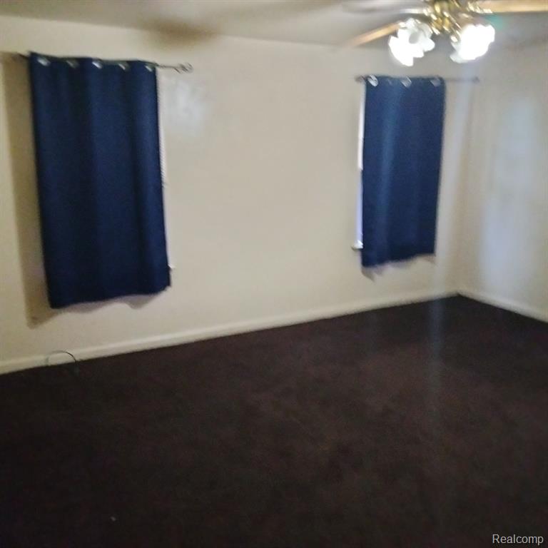 19207 Meyers Road Property Photo 4
