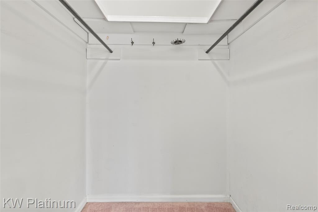 7811 Alexandria Drive Property Photo 20