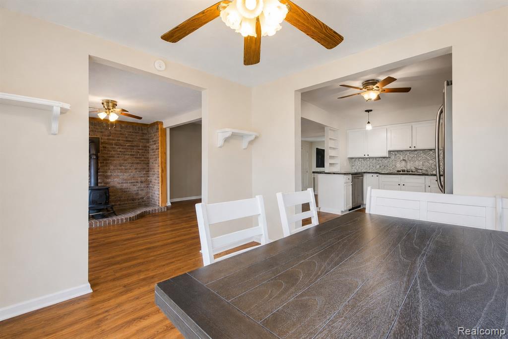 11388 Sunset Boulevard Property Photo 13