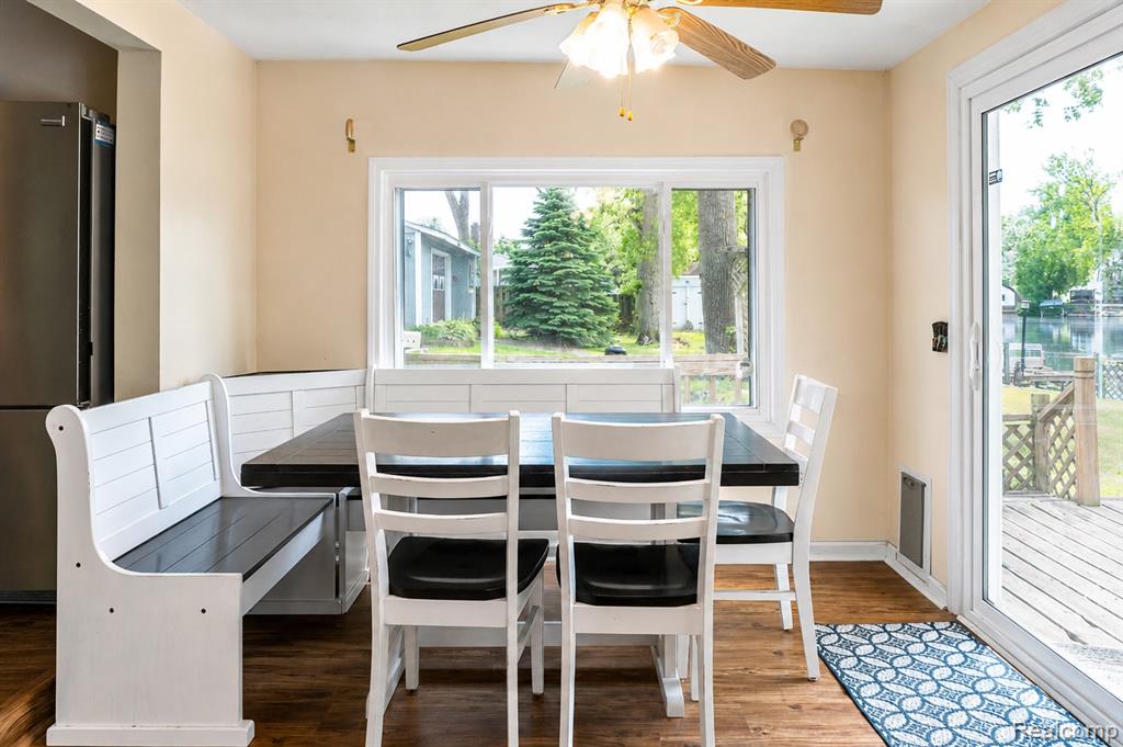 11388 Sunset Boulevard Property Photo 15