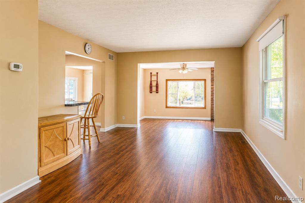 11388 Sunset Boulevard Property Photo 21