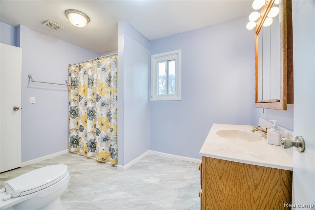 11388 Sunset Boulevard Property Photo 32