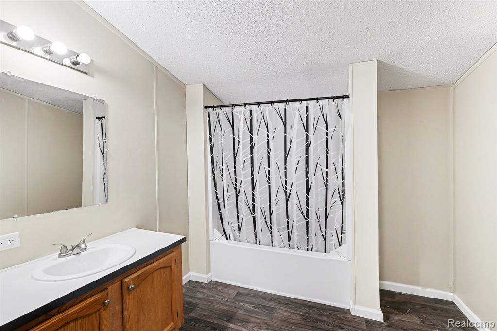 4281 Louie Ln Property Photo 3