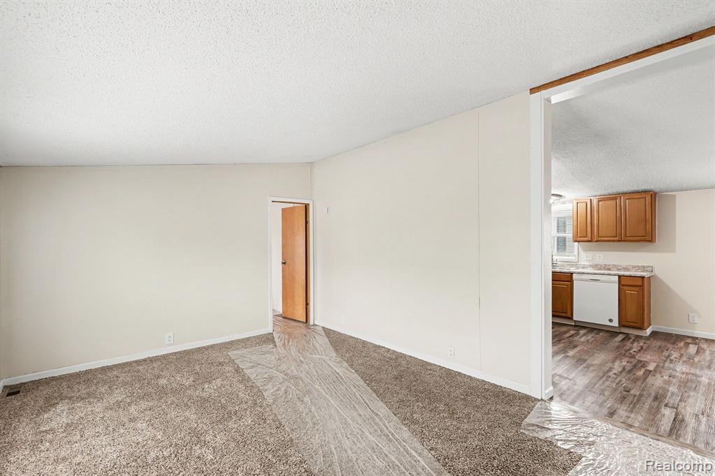 4281 Louie Ln Property Photo 5