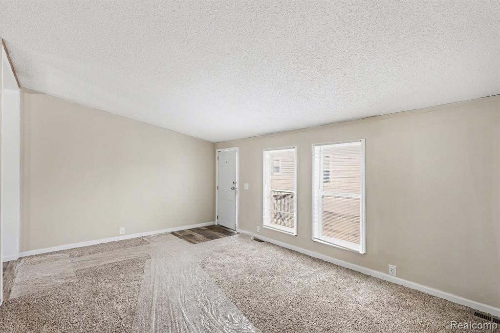 4281 Louie Ln Property Photo 6