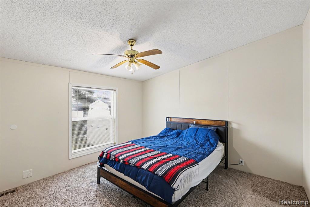 4281 Louie Ln Property Photo 10