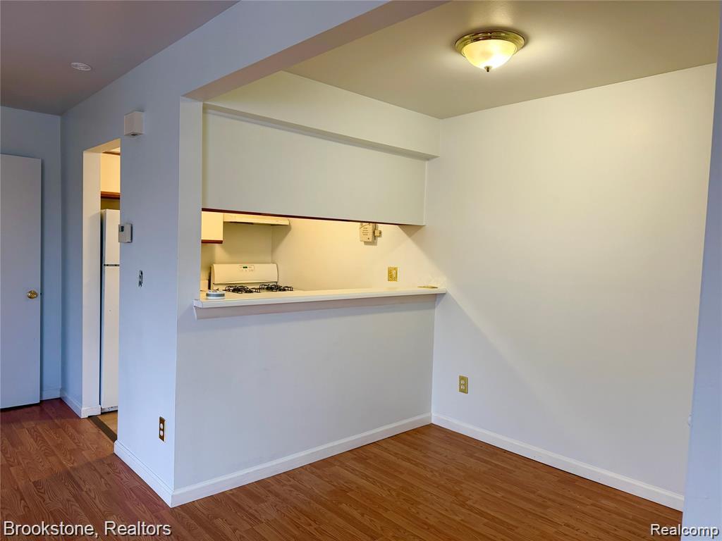 35214 Taffy Drive Property Photo 7