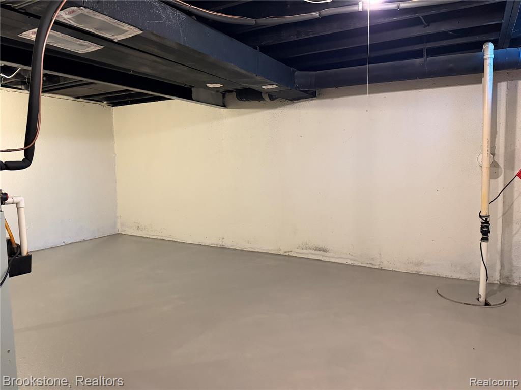 35214 Taffy Drive Property Photo 16