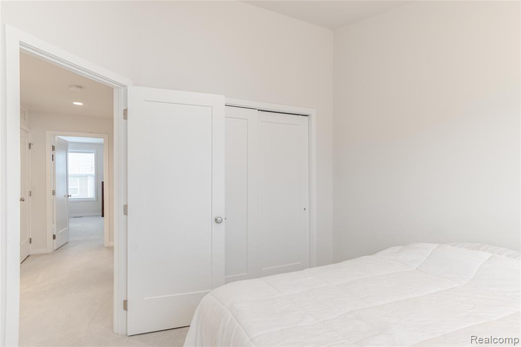 2963 Aughton Road Property Photo 26