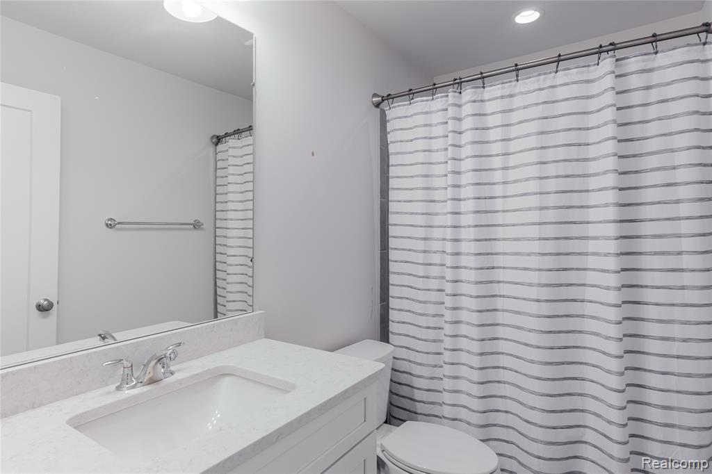 2963 Aughton Road Property Photo 27