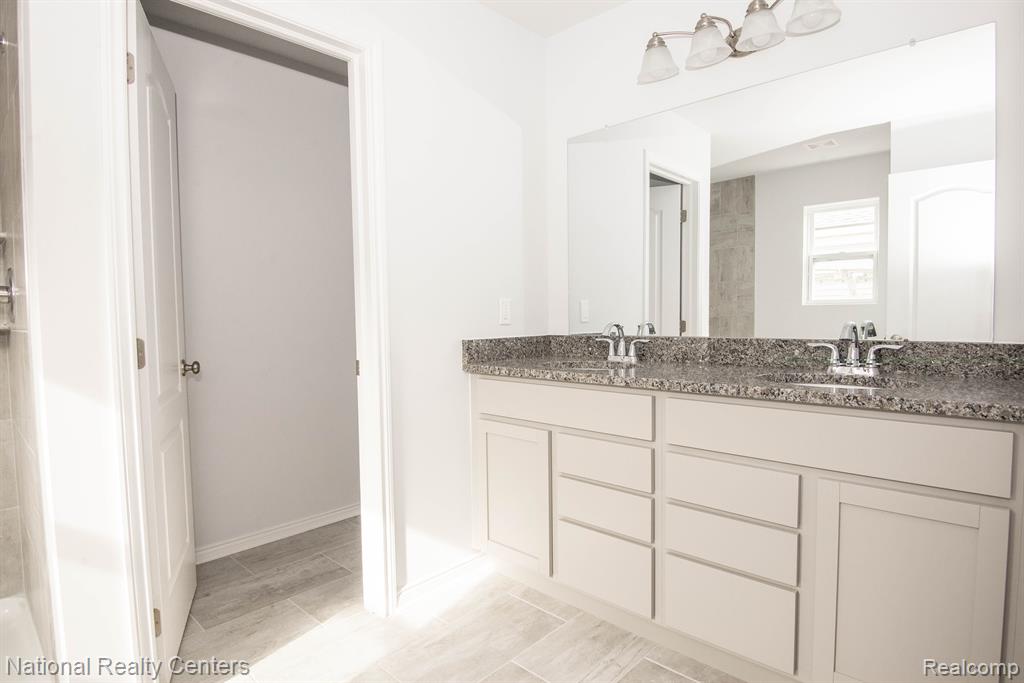 23 Woodfield Parkway Property Photo 23