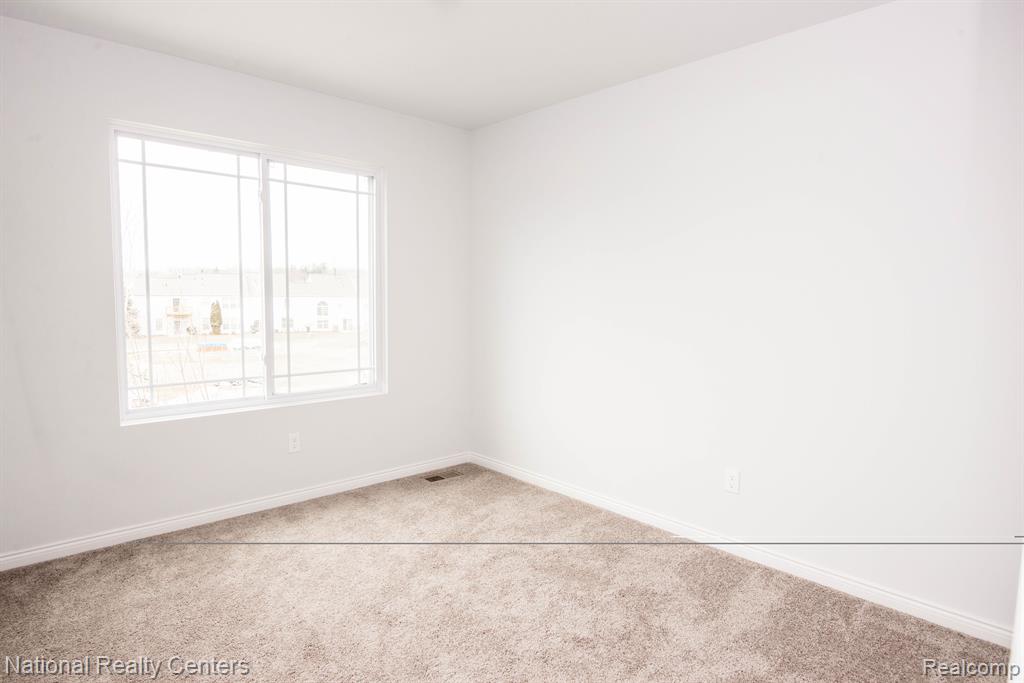 23 Woodfield Parkway Property Photo 26