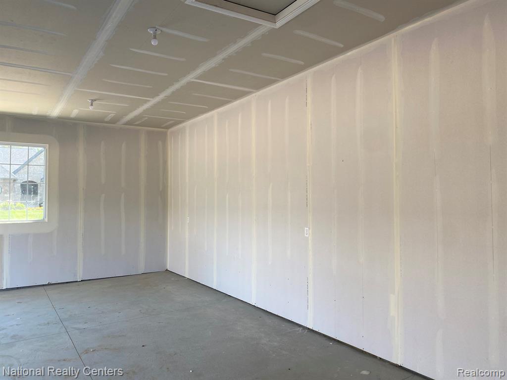 23 Woodfield Parkway Property Photo 33