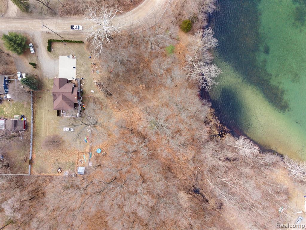 15045 Longfield Drive Property Photo 3